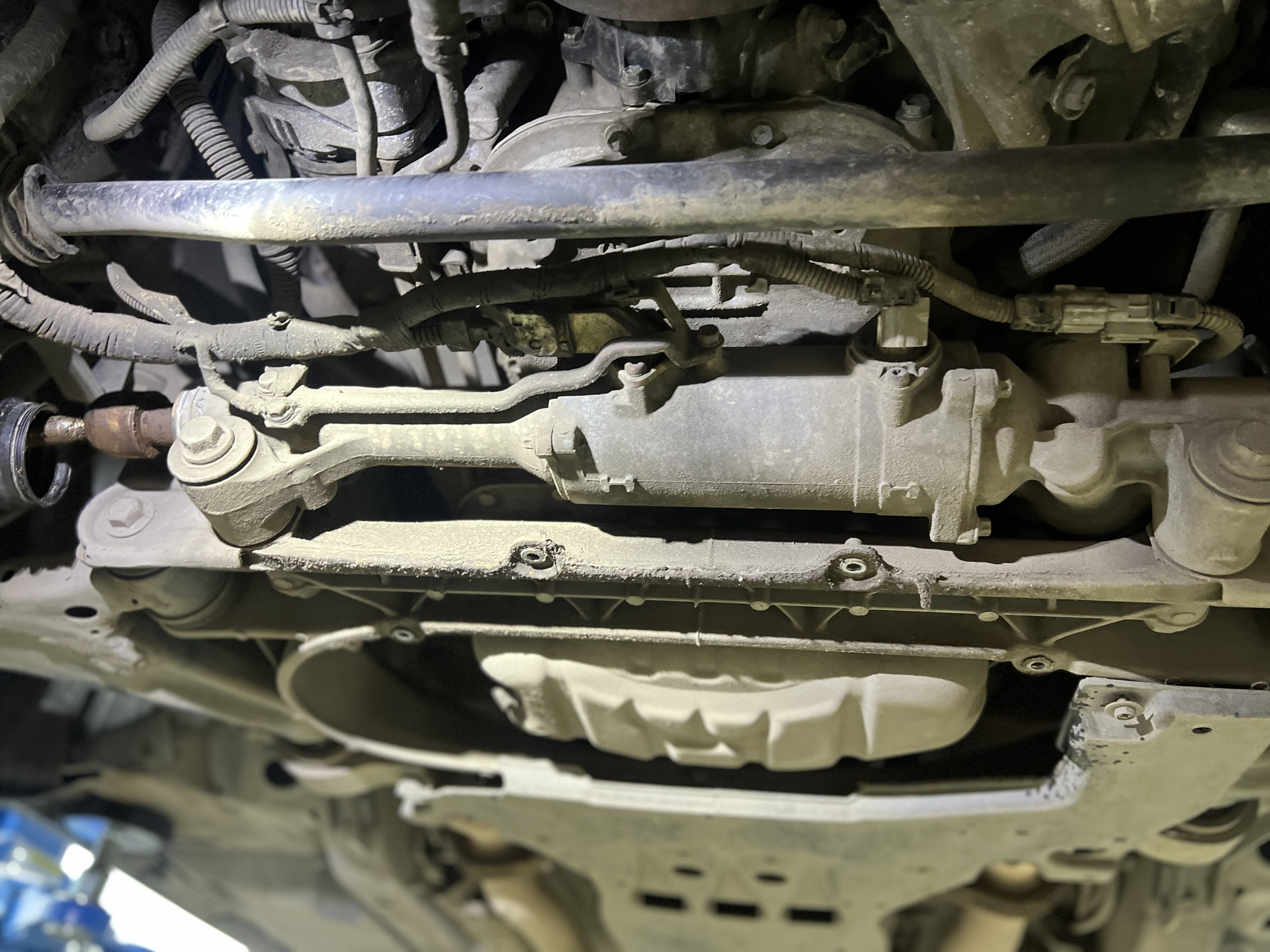 Снятие-установка рулевой рейки