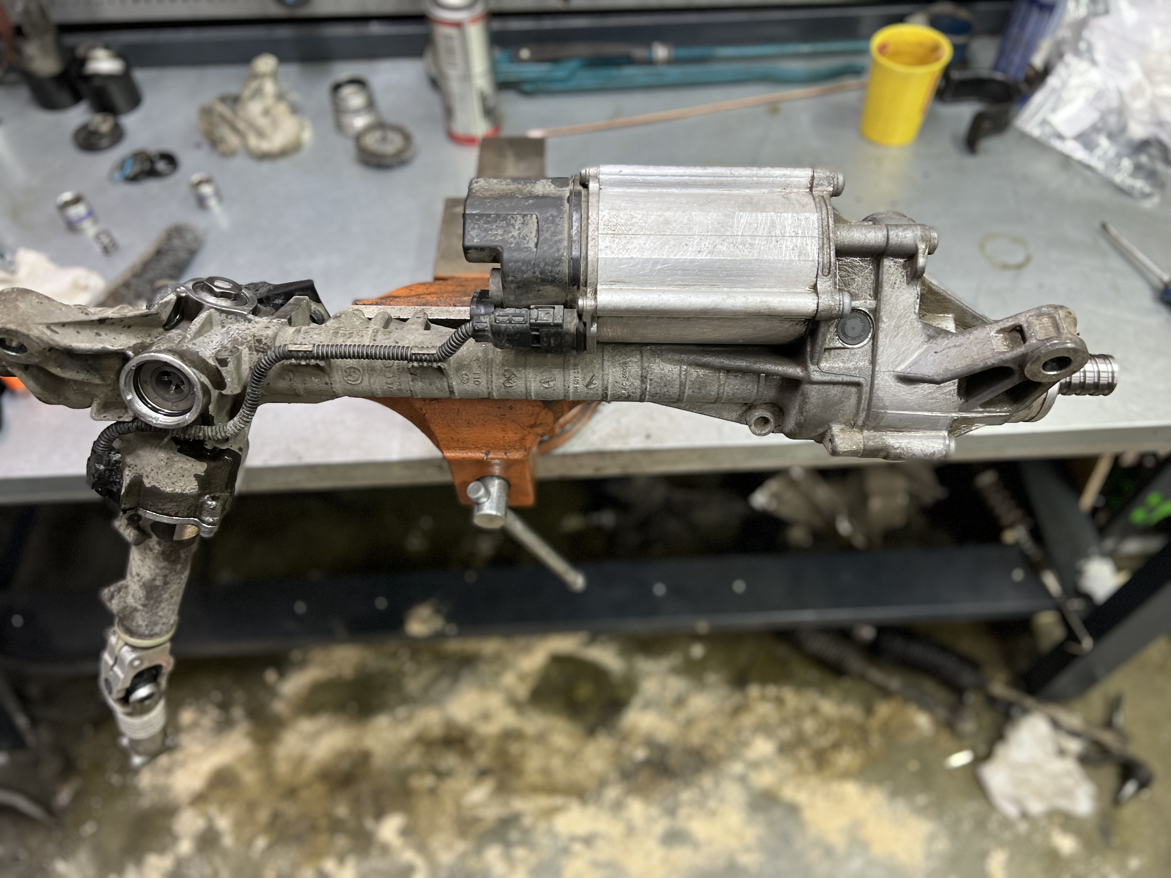 Ремонт рулевой рейки с ЭУР за 4 часа с гарантией 1 год